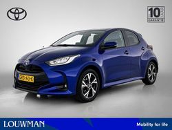 Blauw Gebruikt 2024 Toyota Yaris Hybrid Edition Hatchback | € 23.945 (Eerlijke prijs)