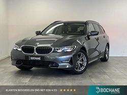 Grijs Gebruikt 2020 BMW 320 Executive Stationwagen | € 28.250 (Eerlijke prijs)
