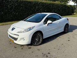 Wit Gebruikt 2013 Peugeot 207 Cabriolet | € 7.500 (Iets duurder)