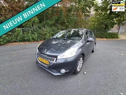 Grijs, metallic lak Gebruikt 2013 Peugeot 208 Hatchback | € 4.199 (Eerlijke prijs)