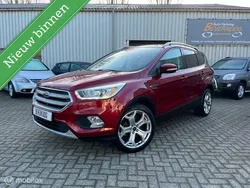 Rood Gebruikt 2017 Ford Escape Titanium SUV | € 17.490