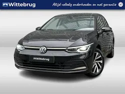 Zwart Gebruikt 2021 VW Golf VIII Style Hatchback | € 24.950 (Goede deal)