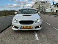 Wit Gebruikt 2009 Subaru Legacy Comfort Sedan | € 17.000