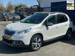 Wit Gebruikt 2016 Peugeot 2008 SUV | € 9.988 (Eerlijke prijs)