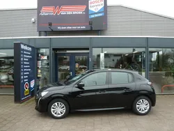 Zwart Gebruikt 2022 Peugeot 208 Active Hatchback | € 14.450 (Super prijs)