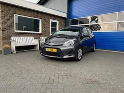 Grijs Gebruikt 2012 Toyota Yaris Hatchback | € 8.750 (Eerlijke prijs)