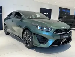 Groen, metallic lak Nieuw 2024 Kia ProCeed Hatchback | € 40.290 (Eerlijke prijs)