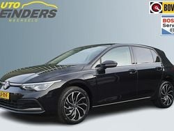 Zwart Gebruikt 2022 VW Golf VIII Style Hatchback | € 24.900 (Super prijs)