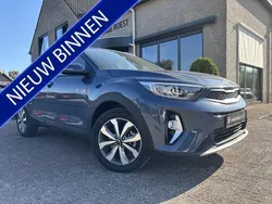 Blauw Gebruikt 2024 Kia Stonic SUV | € 22.500 (Eerlijke prijs)
