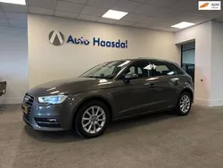 Grijs Gebruikt 2014 Audi A3 Sportback Ambition Hatchback | € 10.990 (Iets duurder)