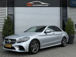 Grijs, metallic lak Gebruikt 2018 Mercedes C180 AMG Sedan | € 27.950 (Eerlijke prijs)
