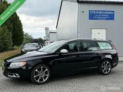 Zwart Gebruikt 2011 Volvo V70 R-Design Stationwagen | € 8.499 (Eerlijke prijs)