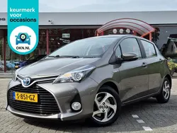 Grijs Gebruikt 2017 Toyota Yaris Hatchback | € 15.440 (Eerlijke prijs)