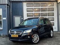 Zwart, metallic lak Gebruikt 2011 VW Tiguan Highline SUV | € 8.995 (Goede deal)