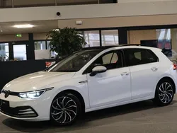 Wit Gebruikt 2020 VW Golf VII Style Hatchback | € 21.950 (Eerlijke prijs)