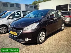 Zwart Gebruikt 2013 Peugeot 208 Hatchback | € 2.950 (Goede deal)