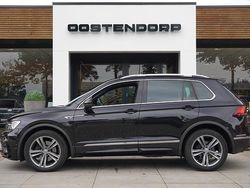 Zwart Gebruikt 2017 VW Tiguan R-line SUV | € 29.900 (Iets duurder)