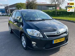Grijs Gebruikt 2018 Toyota Auris Hybrid Hatchback | € 8.450