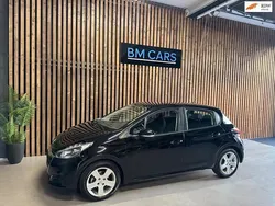Zwart Gebruikt 2016 Peugeot 208 Hatchback | € 6.299 (Goede deal)