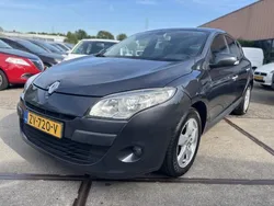 Grijs Gebruikt 2009 Renault Mégane III Dynamique Hatchback | € 2.450