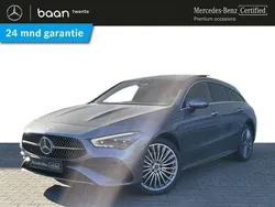 Grijs, metallic lak Gebruikt 2023 Mercedes CLA250 Shooting Brake AMG line Stationwagen | € 54.900