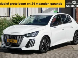 Wit Gebruikt 2024 Peugeot 208 Allure Hatchback | € 19.900 (Eerlijke prijs)