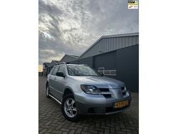 Grijs Gebruikt 2004 Mitsubishi Outlander SUV | € 3.250 (Eerlijke prijs)
