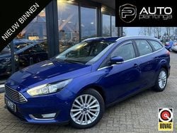 Blauw Gebruikt 2015 Ford Focus Titanium Stationwagen | € 6.945 (Iets duurder)