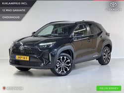 Zwart Nieuw 2025 Toyota Yaris Cross SUV | € 32.445