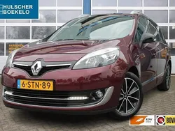 Rood Gebruikt 2013 Renault Grand Scénic III Bose Edition MPV | € 7.250