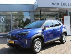 , metallic lak Gebruikt 2024 Toyota Yaris Cross Business Edition SUV | € 28.790 (Eerlijke prijs)