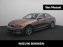 Bruin Gebruikt 2019 BMW 330 Executive Sedan | € 27.995 (Goede deal)