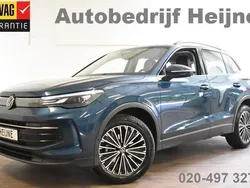 Blauw Gebruikt 2024 VW Tiguan Edition SUV | € 42.945 (Goede deal)