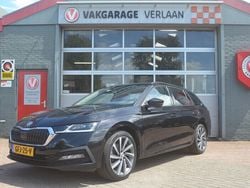 Zwart Gebruikt 2022 Skoda Octavia Business Line Stationwagen | € 23.950 (Super prijs)