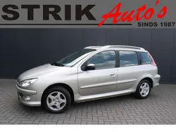 Grijs Gebruikt 2006 Peugeot 206 Stationwagen | € 3.289 (Duur)