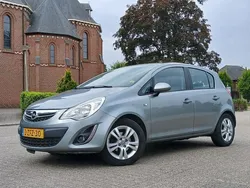 Grijs Gebruikt 2013 Opel Corsa Design Edition Hatchback | € 3.799 (Eerlijke prijs)