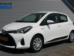 Wit Gebruikt 2016 Toyota Yaris Hatchback | € 11.945 (Goede deal)