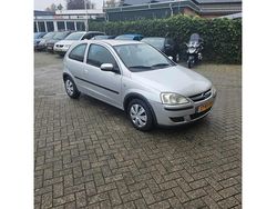 Grijs Gebruikt 2004 Opel Corsa Hatchback | € 1.650 (Eerlijke prijs)