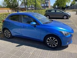 Blauw Gebruikt 2017 Mazda 2 Hatchback | € 9.999 (Eerlijke prijs)