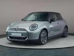 Grijs Nieuw 2024 Mini Cooper Classic Hatchback | € 30.700 (Goede deal)