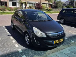 Zwart Gebruikt 2012 Opel Corsa Edition MPV | € 2.100 (Super prijs)