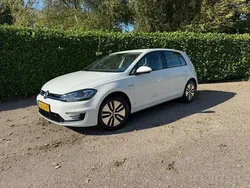 Wit Gebruikt 2020 VW e-Golf Hatchback | € 12.445 (Eerlijke prijs)