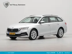 Grijs Gebruikt 2023 Skoda Octavia Business Line Stationwagen | € 27.935 (Eerlijke prijs)