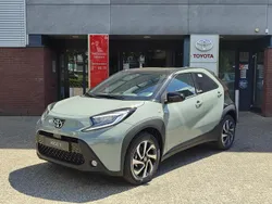 Zwart Nieuw 2025 Toyota Aygo Pulse Hatchback | € 23.590 (Eerlijke prijs)