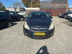 Blauw Gebruikt 2010 Opel Corsa Selection Hatchback | € 2.950 (Goede deal)