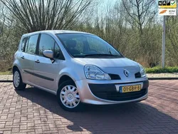 Grijs Gebruikt 2008 Renault Grand Modus Expression MPV | € 3.499 (Eerlijke prijs)