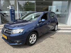 Blauw Gebruikt 2016 Dacia Sandero Hatchback | € 8.950 (Eerlijke prijs)