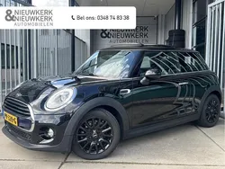 Zwart Gebruikt 2017 Mini Cooper Business Hatchback | € 16.399 (Eerlijke prijs)