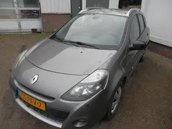 Grijs Gebruikt 2011 Renault Clio GrandTour Stationwagen | € 1.999 (Eerlijke prijs)
