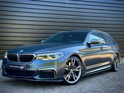 Grijs / frozen dark grey metallic Gebruikt 2019 BMW M550 Comfort Edition Sedan | € 37.950